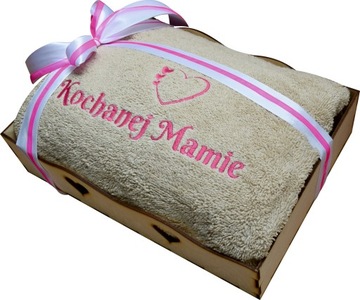 RĘCZNIK 100/50 HAFT DLA MAMY IMIĘ DZIEŃ MATKI