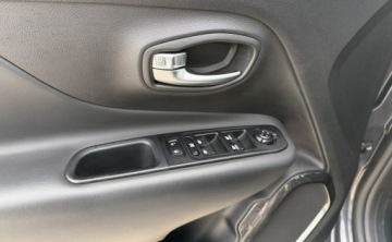 Jeep Renegade SUV Plug-In Seria 2/3 1.3 Turbo 4xe PHEV 190KM 2022 Jeep Renegade 4xe,Limited,4x4,Face Lift, zdjęcie 37