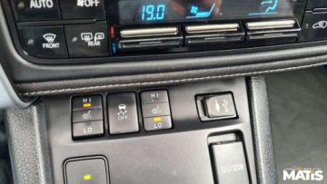 Toyota Auris II Touring Sports Facelifting 1.8 Hybrid 136KM 2016 Toyota Auris 1.8Hybryda Panorama Navi kamera climatronic 100 bezwypadek, zdjęcie 22