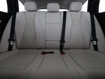 Mercedes Klasa E W213 2019 Mercedes E 200 automat jasne skóry full LED duże, zdjęcie 17