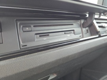 Volkswagen Touran III 1.4 TSI 150KM 2016 Volkswagen Touran HIGHLINE 1.4TSI 150KM Automat 7-, zdjęcie 23