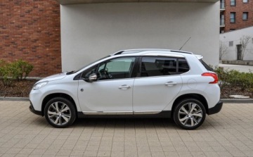 Peugeot 2008 I SUV 1.2 PureTech 110KM 2015 Peugeot 2008 2015 r. 107 tys. km Skory Bezwypadkowy 1.2 Benzyna 110KM, zdjęcie 1