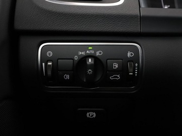 Volvo V60 I Kombi Facelifting 2.0 D3 DRIVE-E 150KM 2016 Volvo V60 FV23% automat skóra navi klima auto, zdjęcie 30