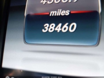 Mercedes Klasa C W205 2015 Mercedes-Benz Klasa C 2015 MERCEDES-BENZ C 300 2.0 Benzyna 241KM, zdjęcie 11