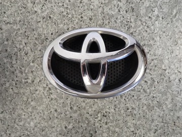 TOYOTA AURIS 07- ZNAK ZNAKY W NÁRAZNÍK