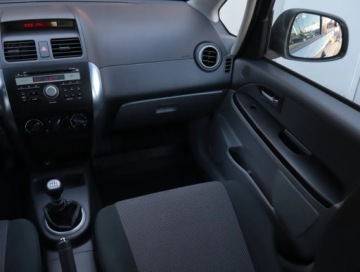 Suzuki SX4 I Hatchback 1.9 DDiS 120KM 2007 Suzuki SX4 1.9 DDiS, 4X4, Klima,ALU, zdjęcie 7