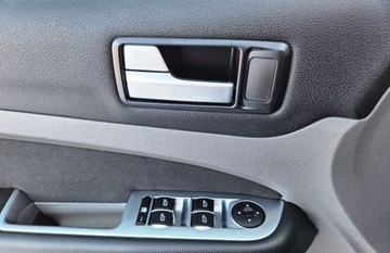 Ford Focus II Hatchback 5d 1.6 Duratec Ti-VCT 115KM 2010 Ford Focus 1,6 Ben Climatronic 116 km 1.6 Benzyna 116KM, zdjęcie 8