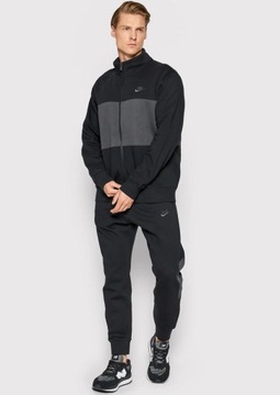Мужской спортивный костюм NIKE TRACKSUITS DM6836010 SPORTSWEAR хлопок зима черный