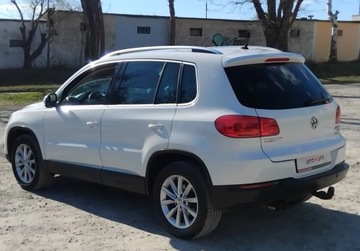 Volkswagen Tiguan I SUV Facelifting 2.0 TDI CR DPF BlueMotion 140KM 2012 Volkswagen Tiguan 2,0 Tdi 4Motion Alufelgi Klimatronik Po oplatach, zdjęcie 4