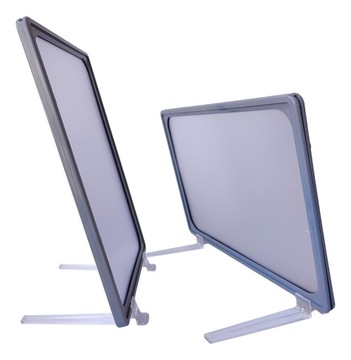 Пластиковая рамка А4 на ножках с защитной пленкой.