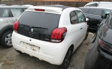 Peugeot 108 1.2 VTi 82KM 2015 Peugeot 108 1.2 Benzyna 82KM