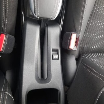 Peugeot 2008 I SUV Facelifting 1.2 PureTech 82KM 2018 Peugeot 2008 ALLURE rok 2018, benzyna, WYMIENIONY ROZRZĄD !!, zdjęcie 11