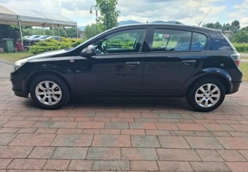 Opel Astra H Hatchback 5d 1.4 TWINPORT ecoFLEX 90KM 2009 Opel Astra Idealny stan 1.4 Benzyna 90KM, zdjęcie 2
