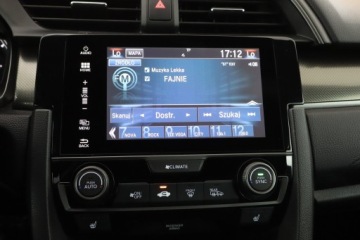 Honda Civic X Hatchback 5d 1.0 VTEC Turbo 129KM 2018 Honda Civic 1.0 VTEC Turbo, Salon Polska, Automat, zdjęcie 12