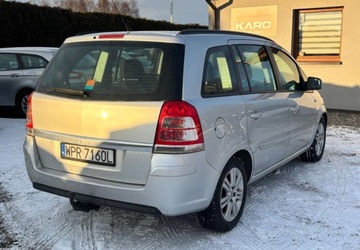 Opel Zafira B 1.7 CDTI ecoFLEX 110KM 2013 Opel Zafira 7 osobowy 1.7 Diesel 110KM, zdjęcie 5