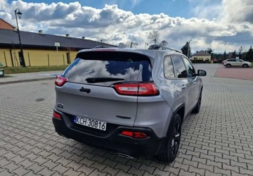 Jeep Cherokee V Terenowy 2.2 MJD 200KM 2016 Jeep Cherokee Jeep Cherokee 2.2 Multijet Active Drive I Automatik Night Ea, zdjęcie 6