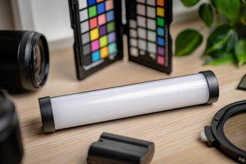 Продолговатая светодиодная лампа NEWELL RGB Kathi Nano Pro 2500 мАч 9900 К
