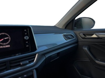 Volkswagen T-Roc I SUV Facelifting 1.5 TSI ACT 150KM 2024 Volkswagen T-Roc VW T-Roc 1.5 TSI 150 KM DSG 2024 9 700 km Gwarancja pr, zdjęcie 13