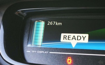 Renault ZOE I R90 92KM 2018 Renault Zoe Renault Zoe R90 Z.E 40 Intens (z akumulatorem) Elektryczny 92KM, zdjęcie 12