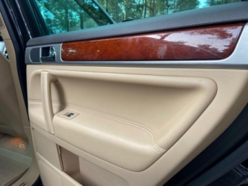 Volkswagen Touareg I 3.0 TDI 225KM 2007 Volkswagen Touareg Volkswagen Touareg 3.0TDI V6 4x4 Jasne Skory Super Kond, zdjęcie 29