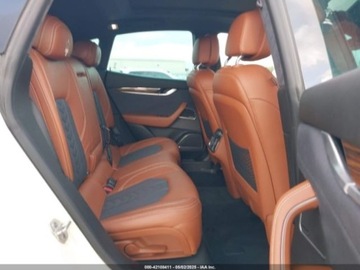 Maserati Levante 2018 Maserati Levante Maserati Levante S GranLusso 3.0 Benzyna 424KM, zdjęcie 13