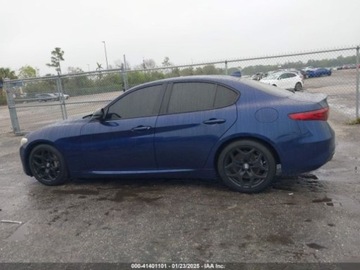 Alfa Romeo Giulia II Sedan Facelifting 2.0 Turbo 280KM 2021 Alfa Romeo Giulia 2021 2.0l 2.0 Benzyna 280KM, zdjęcie 5