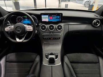 Mercedes Klasa C W205 Kombi Facelifting HYBRYDA 2.0 300 de 306KM 2021 Mercedes-Benz C 300 AMG Line Plug In / 1 właścicie, zdjęcie 12