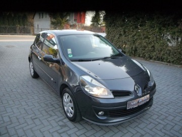 Renault Clio III Hatchback 5d 1.5 dCi 86KM 2006 Renault Clio klima Stan b.dobry bez rdzy i korozji, zdjęcie 2