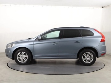 Volvo XC60 I SUV Facelifting 2.0 D3 DRIVE-E 150KM 2017 Volvo XC60 D3, Salon Polska, Automat, Klima, zdjęcie 2