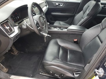 Volvo S60 III 2019 Volvo S60 2019 Volvo S60 T6 AWD Momentum 2.0 Benzyna 200KM, zdjęcie 6