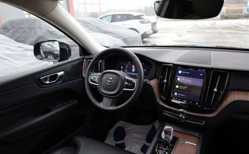 Volvo XC60 II 2023 Volvo XC 60 Volvo XC 60 T6 AWD Plug-In Hybrid R-Design 2.0 Hybryda Plug-in, zdjęcie 19