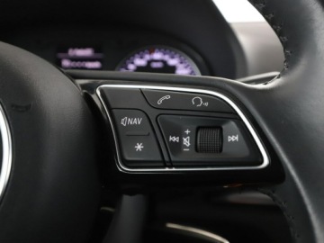 Audi A3 8V Limousine Facelifting 1.0 TFSI 115KM 2017 Audi A3 Limousine xenon/LED navi klima auto grzane, zdjęcie 27