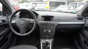 Opel Astra H Hatchback 5d 1.6 Twinport ECOTEC 105KM 2005 Opel Astra zarejestrowany, ubezpieczony. Gwarancja, zdjęcie 2