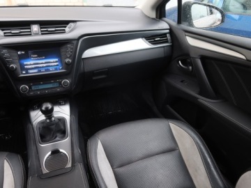 Toyota Avensis III Wagon Facelifting 2015 2.0 D-4D 143KM 2016 Toyota Avensis 2.0 D-4D, Salon Polska, VAT 23%, zdjęcie 7