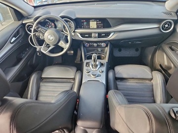 Alfa Romeo Stelvio SUV Facelifting 2.0 Turbo 280KM 2021 Alfa Romeo Stelvio Ti 2021 2.0 Benzyna 280KM, zdjęcie 8