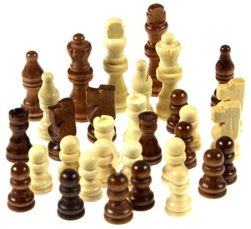 Игра. Деревянные шахматы