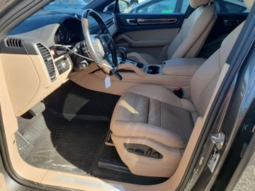 Porsche Cayenne III 2023 Porsche Cayenne Coupe 2023 3.0l 3.0 Benzyna 335KM, zdjęcie 7