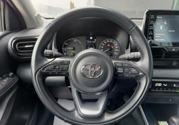 Toyota 2023 Toyota Yaris 1.5 Hybrid 92KM Automat CVT Comfort Vat 23 1.5 Hybryda 125KM, zdjęcie 15