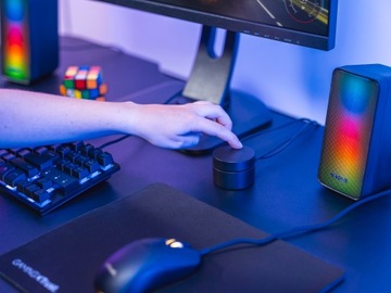 КОМПЬЮТЕРНЫЕ ДИНАМИКИ 2.0 RGB СВЕТОДИОДНАЯ ПОДСВЕТКА 12 Вт USB ПК ИГРОВОЙ НОУТБУК