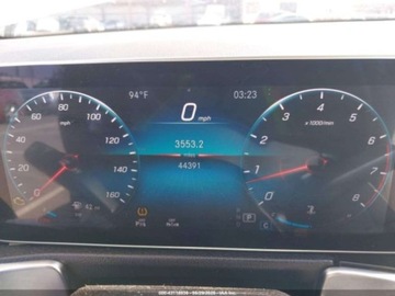 Mercedes GLB 2021 Mercedes-Benz GLB 250 2021 2.0l 2.0 Benzyna 221KM, zdjęcie 10