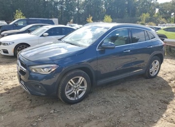 Mercedes GLA II 2021 Mercedes-Benz GLA 2021 MERCEDES-BENZ GLA 250 4MATIC 2.0 Benzyna 221KM, zdjęcie 1