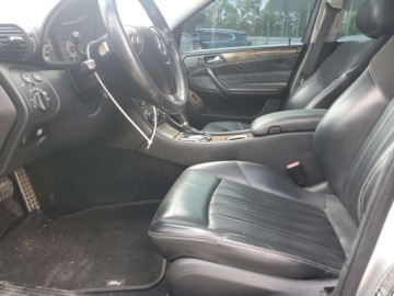 Mercedes Klasa C W204 2006 Mercedes-Benz Klasa C 55 AMG 2006 5.5l 5.5 Benzyna 362KM, zdjęcie 7