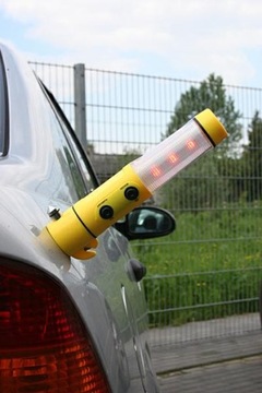 ФАКЕЛ СПАСАТЕЛЬНЫЙ 4в1 МНОГОФУНКЦИОНАЛЬНЫЙ