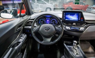 Toyota C-HR I Crossover 1.8 Hybrid 122KM 2019 Toyota C-HR 1.8 Hybrid Premium 1.8 Hybryda 122KM, zdjęcie 23