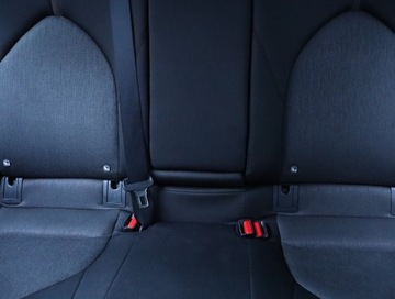 Toyota Camry IX Sedan 2.5 Hybrid Dynamic Force 218KM 2019 Toyota Camry 2.5 Hybrid, Salon Polska, zdjęcie 9