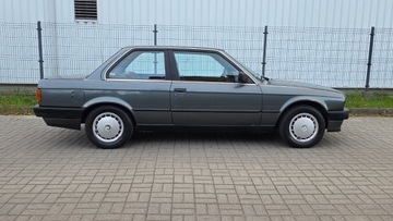 BMW Seria 3 E30 Touring 318 i 115KM 1988 BMW Seria 3 E30 Coupe w doskonalym stanie 1.8 Benzyna 115KM, zdjęcie 6