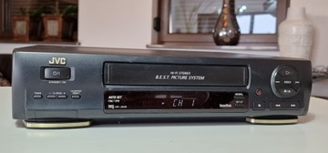 Видеомагнитофон JVC VHS HR J48