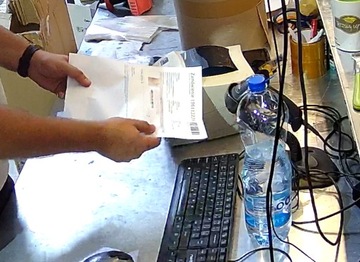 Фольга с антихлэп с лентой 270cmx17 фольга с клейкой лентой