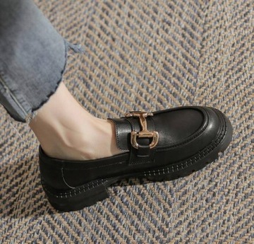 ЧЕРНЫЕ КОЖАНЫЕ МОКАСИНЫ ЖЕНСКИЕ, ТОЛСТАЯ ПОДОШВА