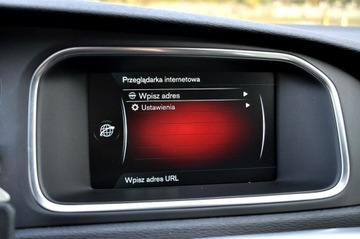 Volvo V40 II Hatchback 2.0 D2 DRIVE-E 120KM 2015 Volvo V40 R-Design Xenon Ledy Digital Alcantara, zdjęcie 31